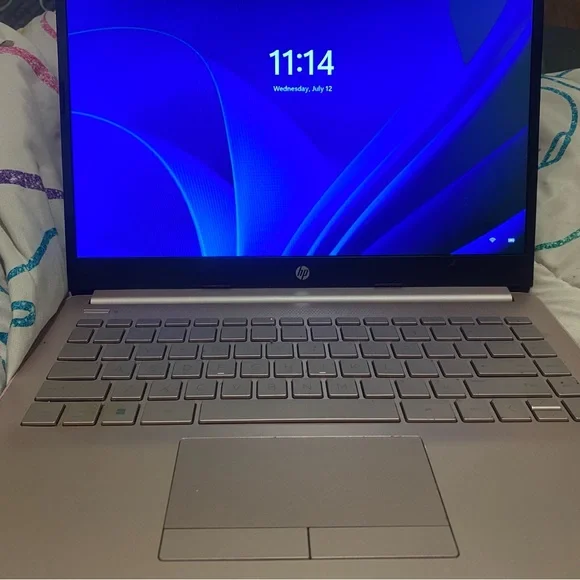 HP Pink Laptop (64GB)